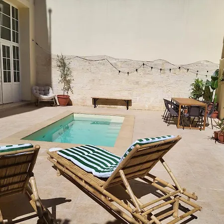 Casa Ianca * לצ'ה